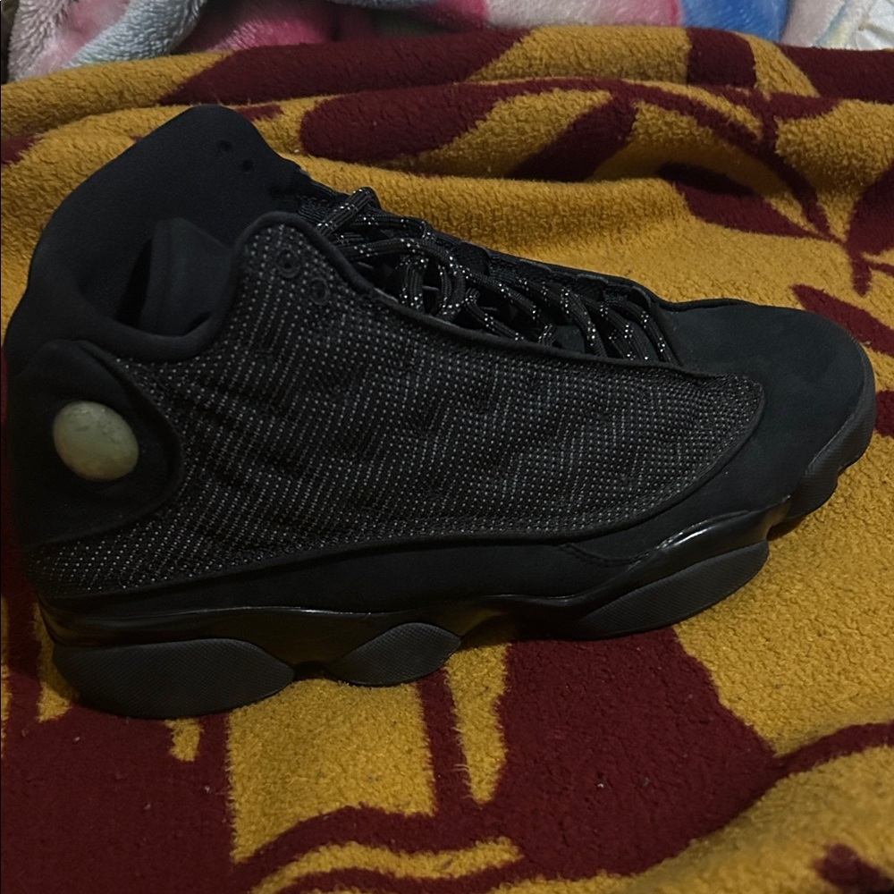 Air Jordan’s 13 retro

Jordan Black and Gray Men's Sneakers